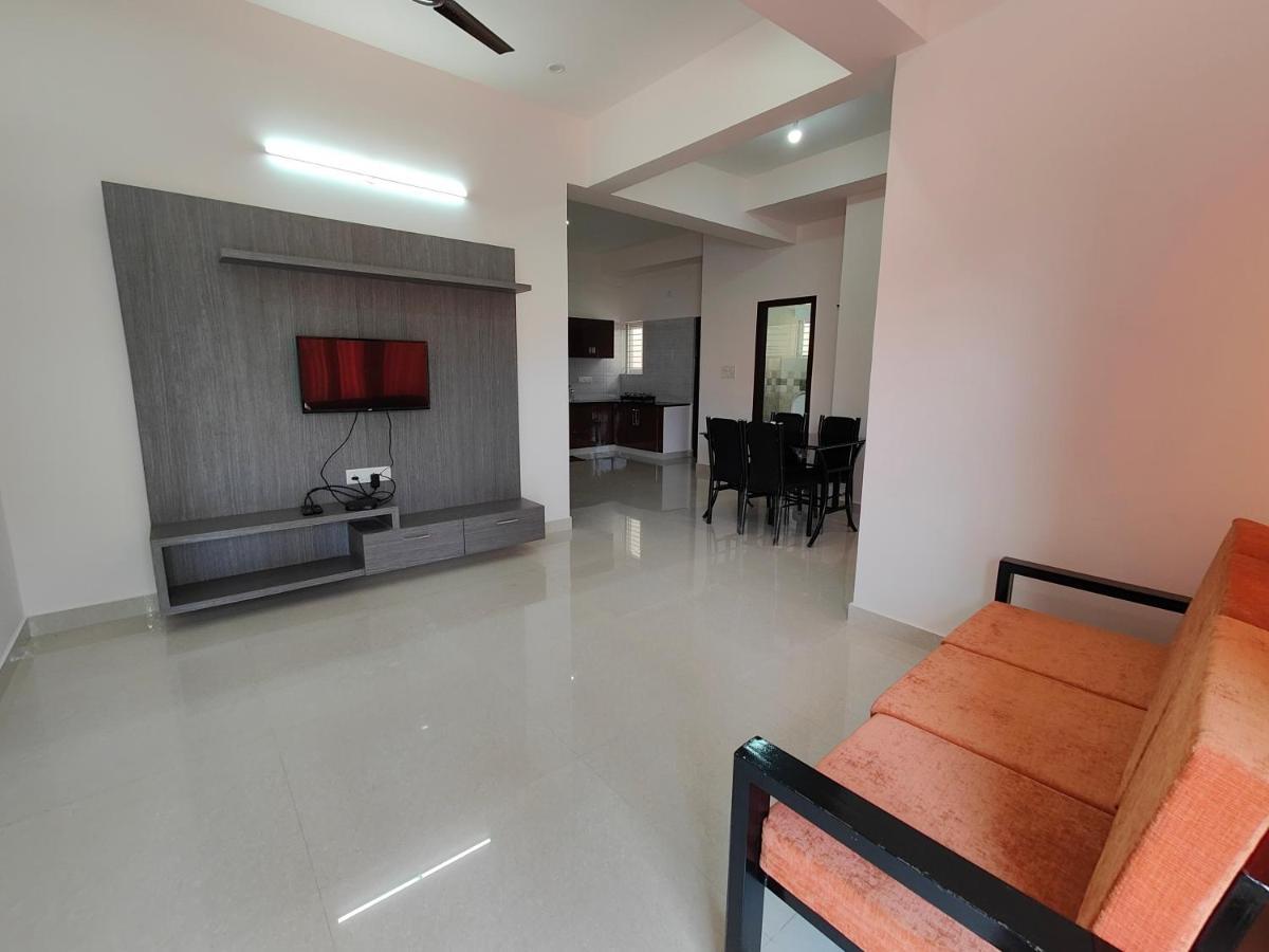 Meer Stay - Premium Service Apartments Vanivilasa Puram Luaran gambar