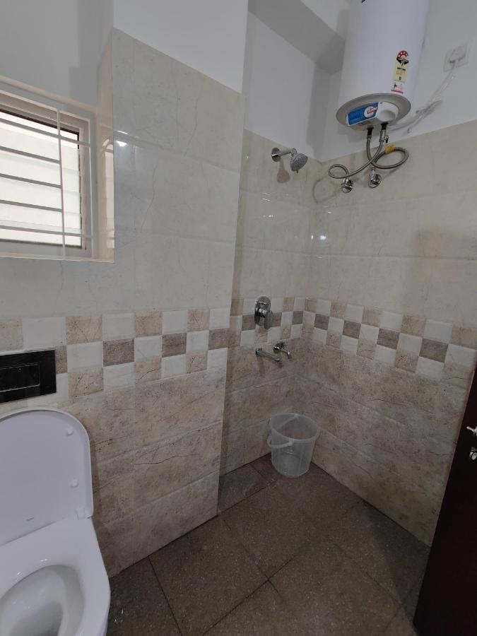 Meer Stay - Premium Service Apartments Vanivilasa Puram Luaran gambar